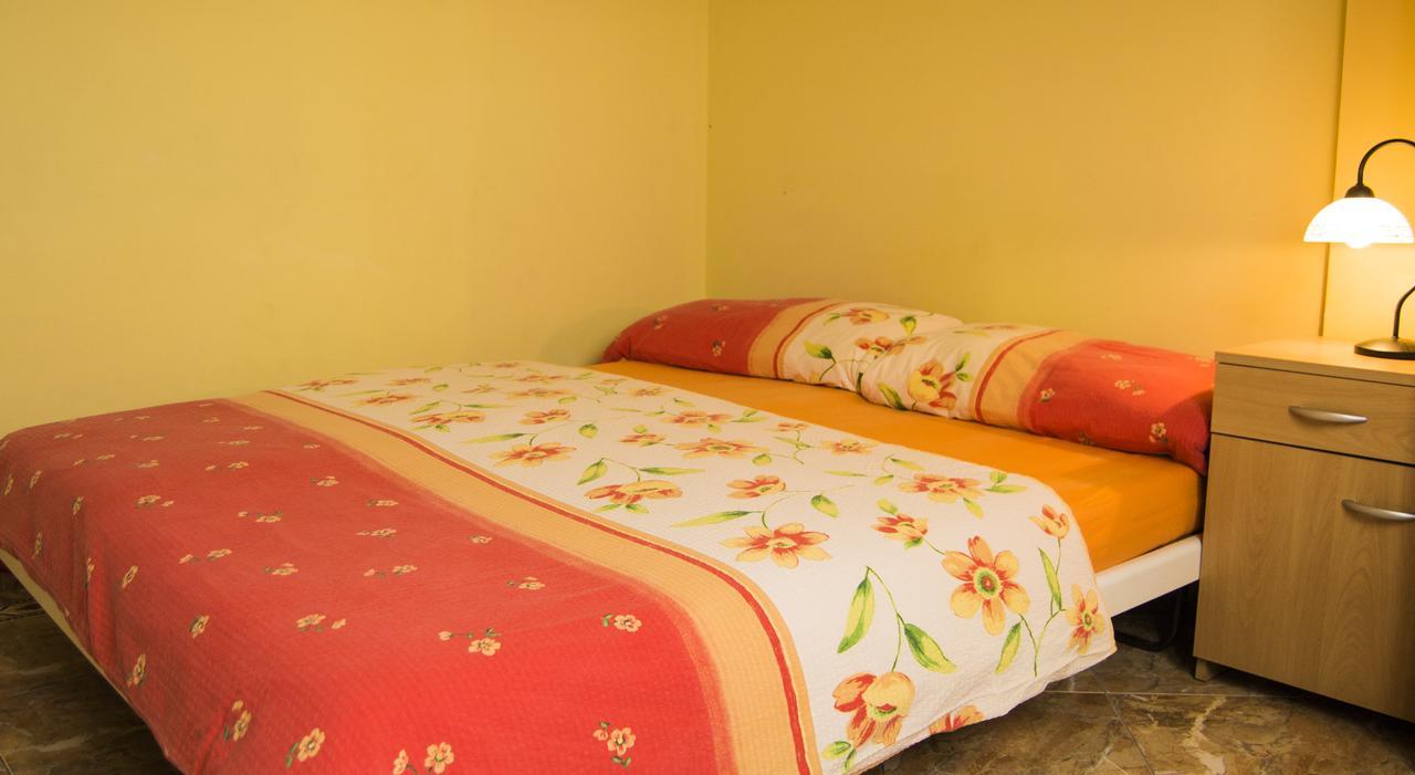 Apartments Barisic Hrvatskih Zrtava 404 Seget Vranjica Trogir Habitación foto