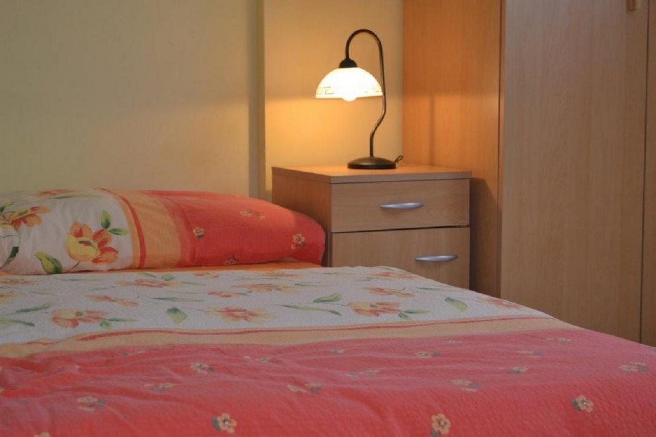 Apartments Barisic Hrvatskih Zrtava 404 Seget Vranjica Trogir Exterior foto